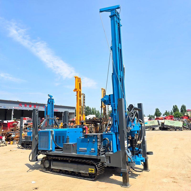 WR500RCE 钻机履带底盘与塔架结构