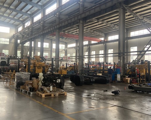 采购WRTR1000拖挂式转盘钻机时，泥浆正循环、气泡沫、DTH和气举反循环四种工艺如何按地层取舍？