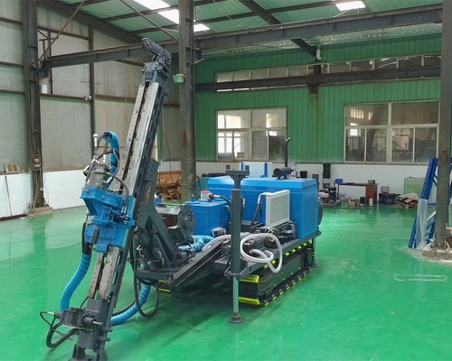 DTH30C 30米履带潜孔钻机采购：3500 N·m扭矩与76–280 mm孔径如何匹配边坡锚固和基础预钻？