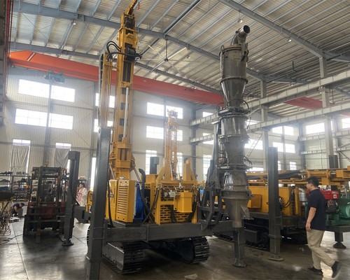 RC 与岩芯两种取样方式的差异，落在样品和信息两条线上